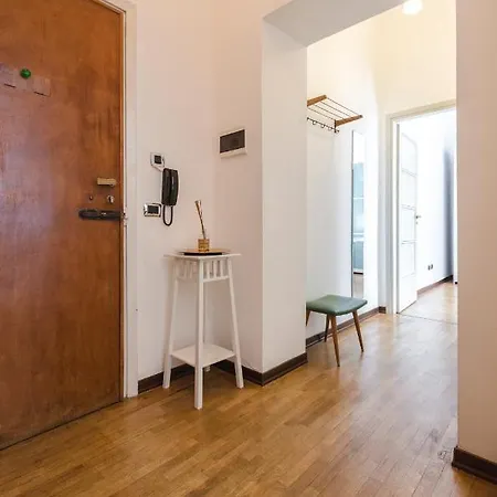 Inner Bo, Terrazzino Vista Tetti In Centro Storico Болонья