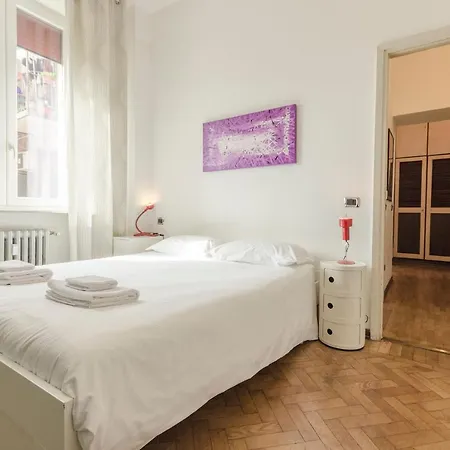 Апартаменты Inner Bo, Terrazzino Vista Tetti In Centro Storico Болонья