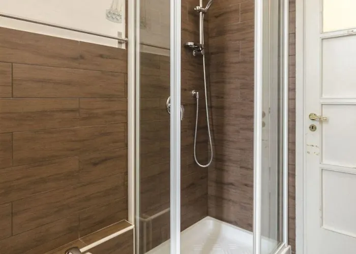 Inner Bo, Terrazzino Vista Tetti In Centro Storico 볼로냐