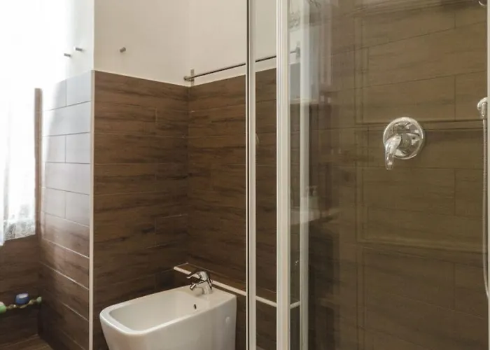 Inner Bo, Terrazzino Vista Tetti In Centro Storico