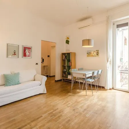 Inner Bo, Terrazzino Vista Tetti In Centro Storico דירה *